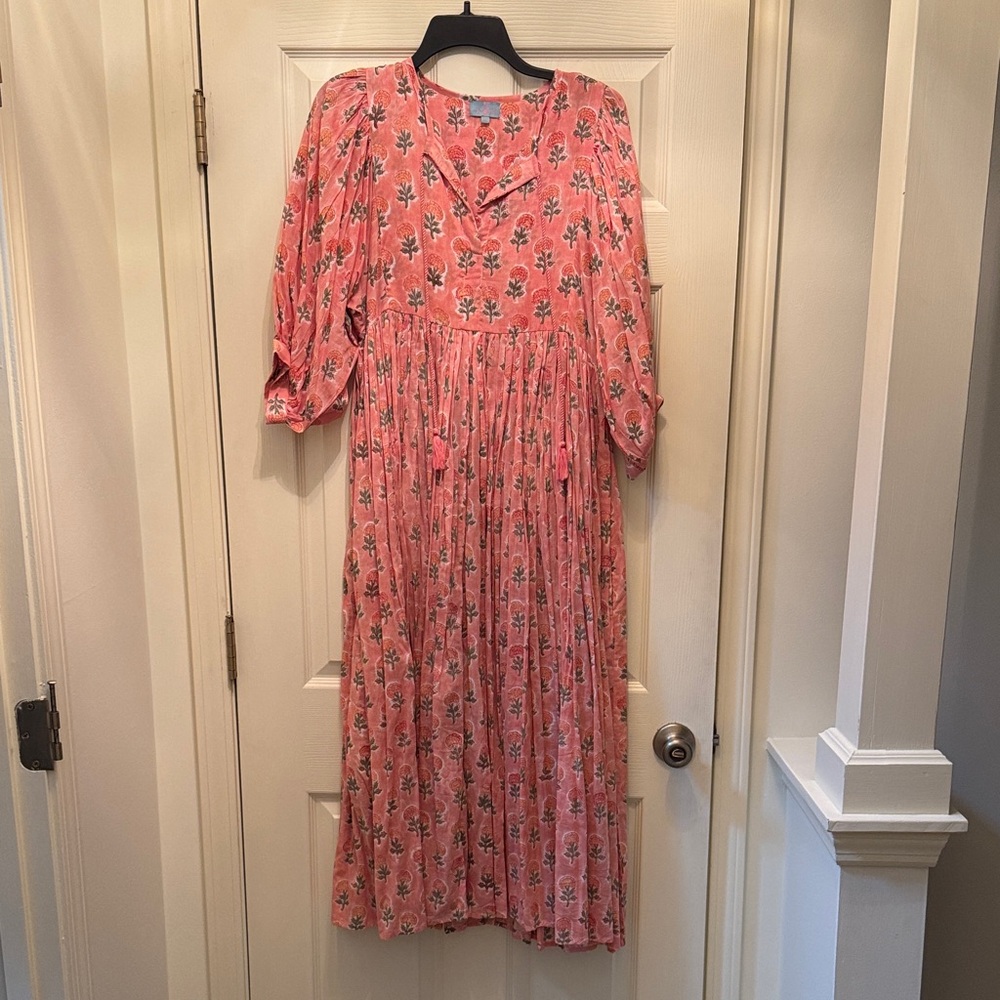 Ella Gray Floral Maxi Dress